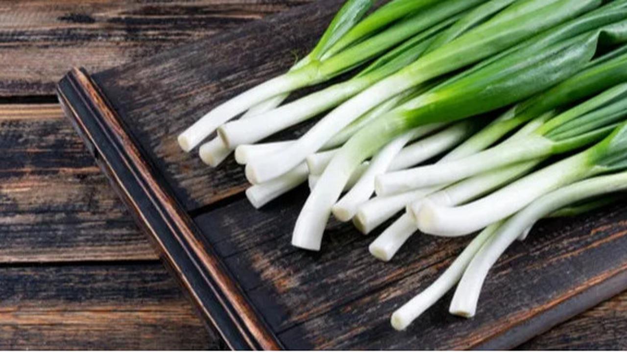 Kaya Manfaat Bawang Daun Untuk Mengontrol Tekanan Darah Tinggi