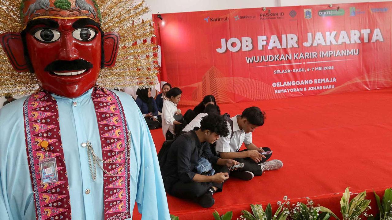 FOTO: Job Fair Jakarta Dipadati Pencari kerja