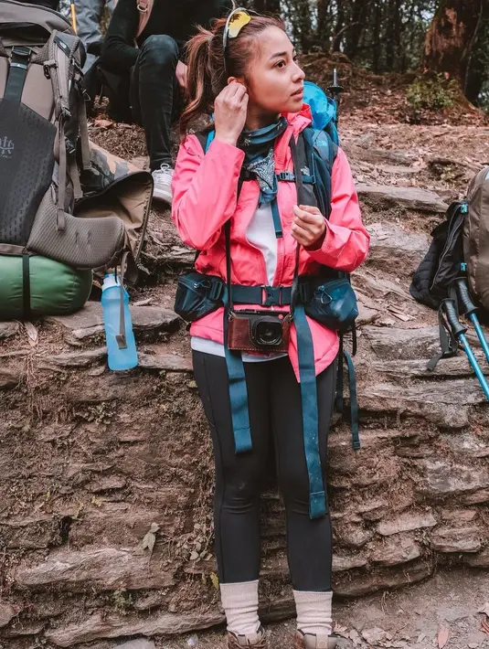 Istri Indra Priawan ini mengatakan bahwa dalam segala pekerjaan yang dilakukannya, Nikita Willy tak pernah mengetahui soal bayarannya. Termasuk sinetron yang selalu dibintanginya. (Instagram/nikitawillyofficial94)