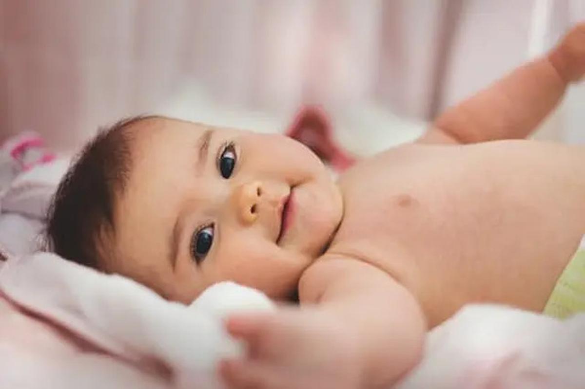 Panduan Lengkap Pola Asuh untuk Anak yang Sedang Tumbuh Gigi