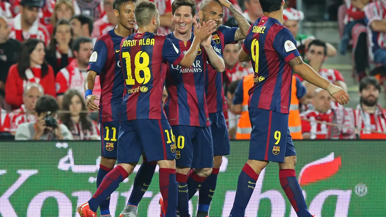 Para pemain Barcelona rayakan gol ke gawang Bilbao (Reuters)