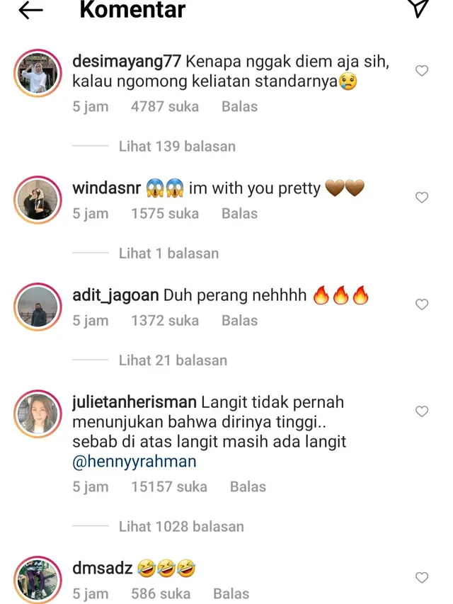 Komentar Julie Tan, ibunda Larissa Chou. (Foto: Instagram @larissachou)