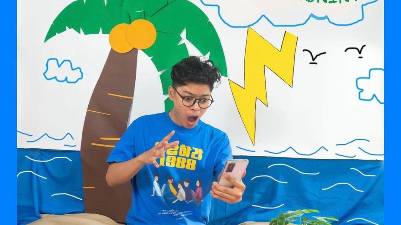Aulion mulai terjun di dunia YouTube. Ia kerap mengunggah konten di YouTube. Namanya mulai dikenal lewat karya animasi stop motion-nya yang berjudul Televisionic Motion.