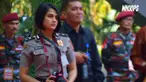 Foto-fotonya yang beredar di tengah panasnya teror bom seolah membawa kesejukkan lewat paras menawannya.