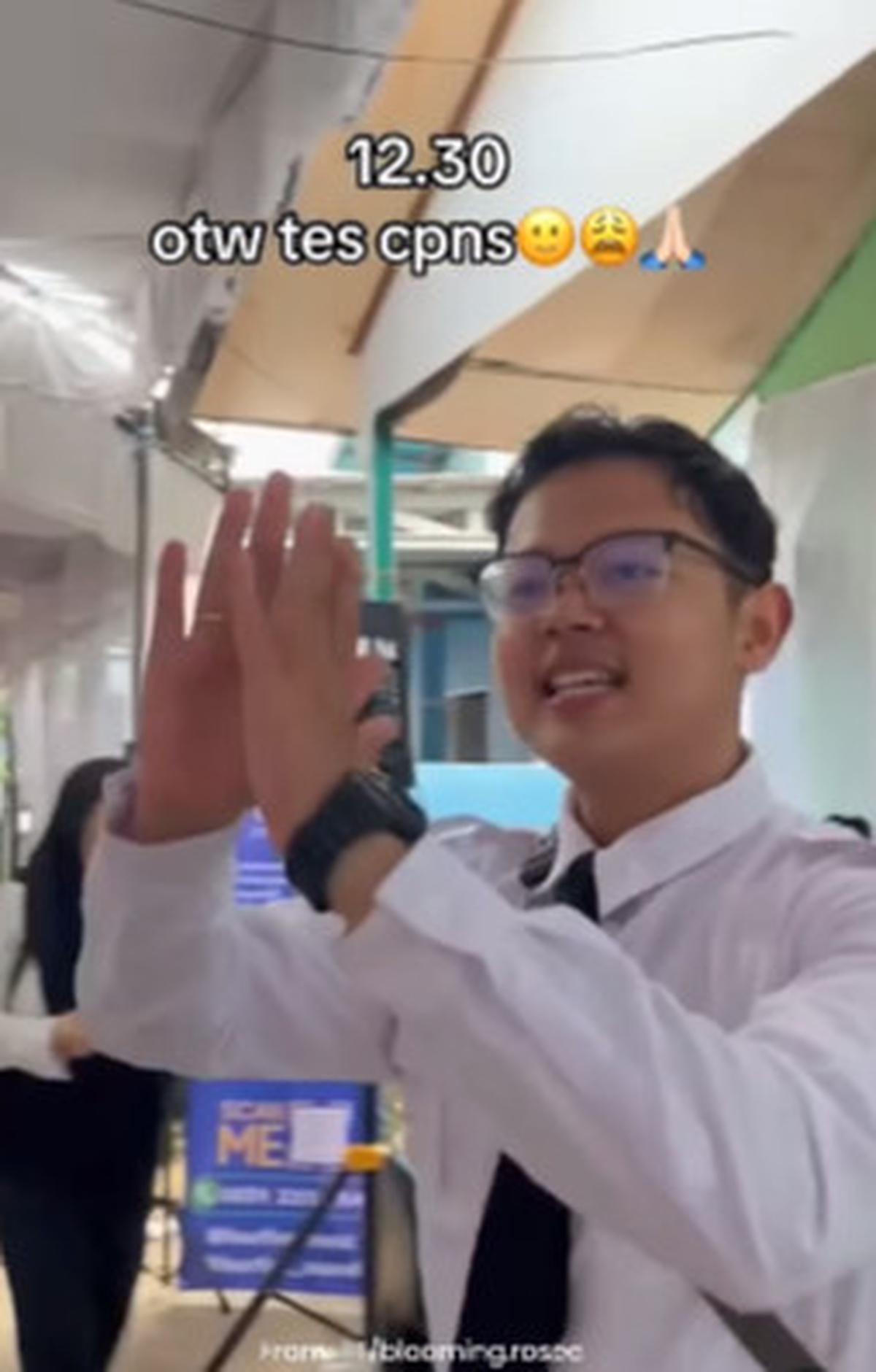 Uniknya Pernikahan Sejoli