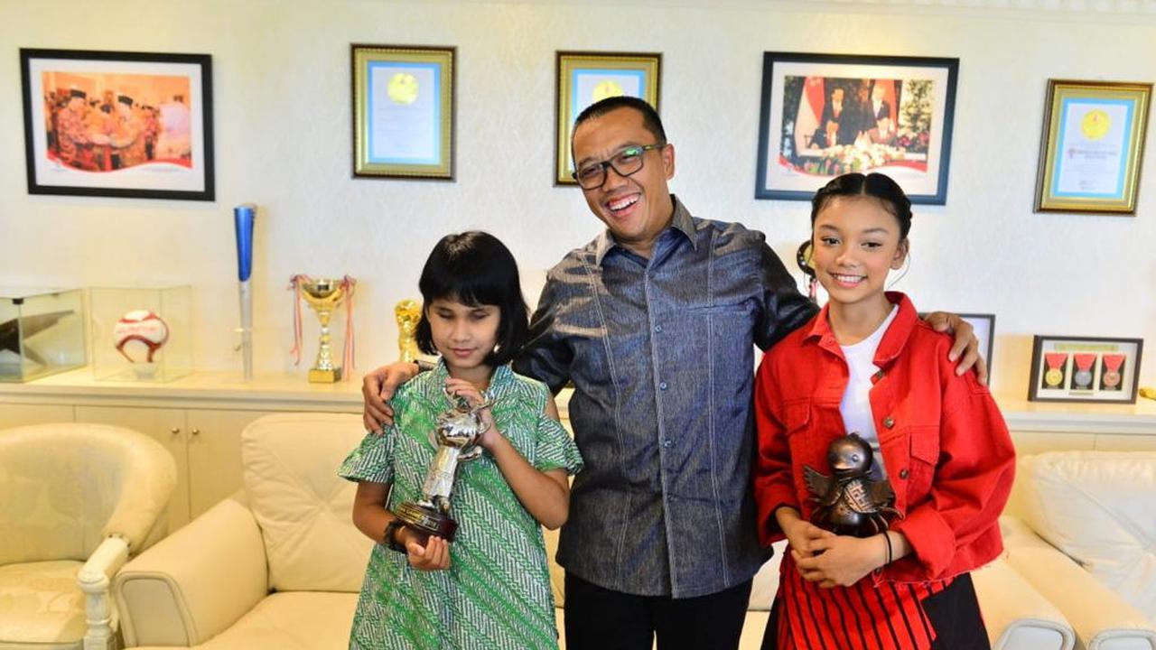 Naura dan Zizi, Imam Nahrawi