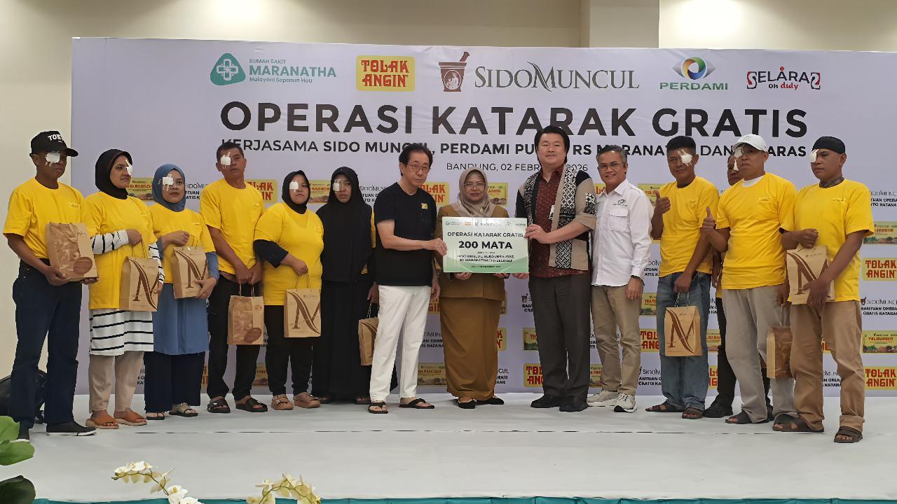 Konsisten Hadir untuk Sesama, Sido Muncul Gelar Operasi Katarak Gratis 200 Mata di RS Maranatha