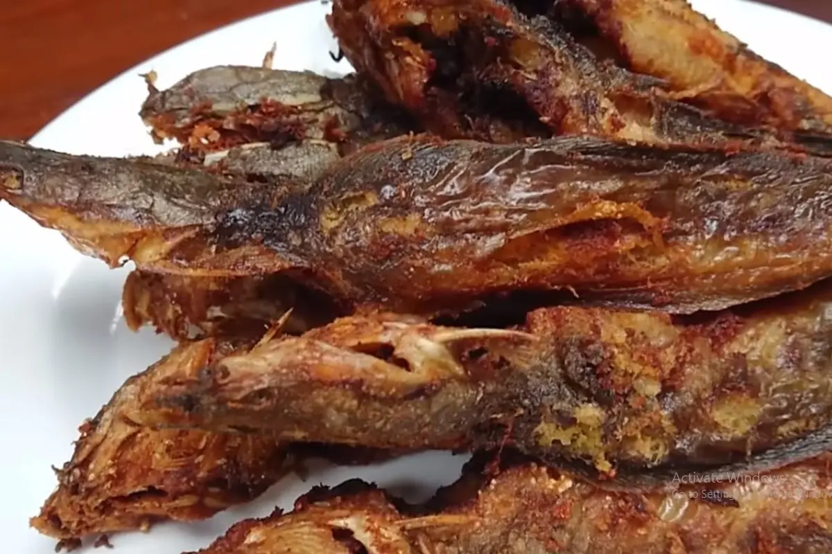 Tidak Pakai Tepung, Ini Cara Goreng Lele yang Tepat Agar Tidak Melengkung dan Tetap Gurih