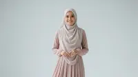 9 Model Gamis Simple Polos Elegan Anti Bau, Tampil Anggun Bebas Khawatir
