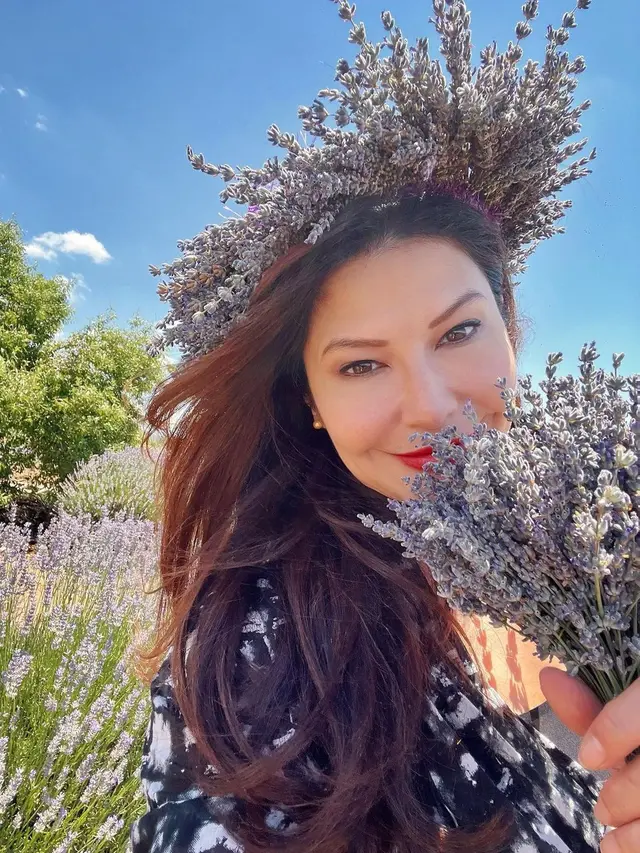 Tampil Ceria, Ini 7 Potret Liburan Tamara Bleszynski dan Kenzo ke Turki