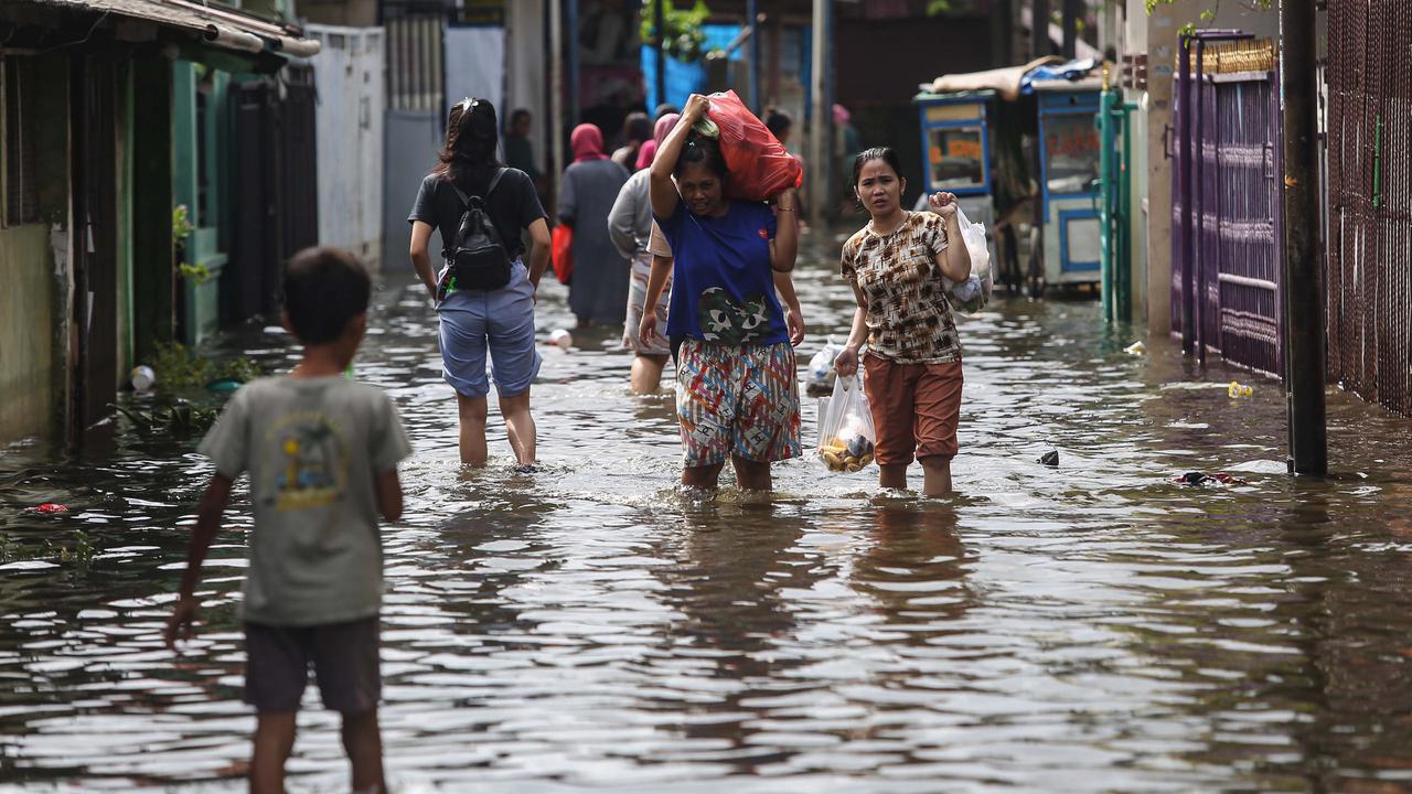 Banjir di Jakarta belum surut
