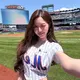 Intip potret Jang Wonyoung IVE di lapangan baseball MLB (@for_everyoung10)
