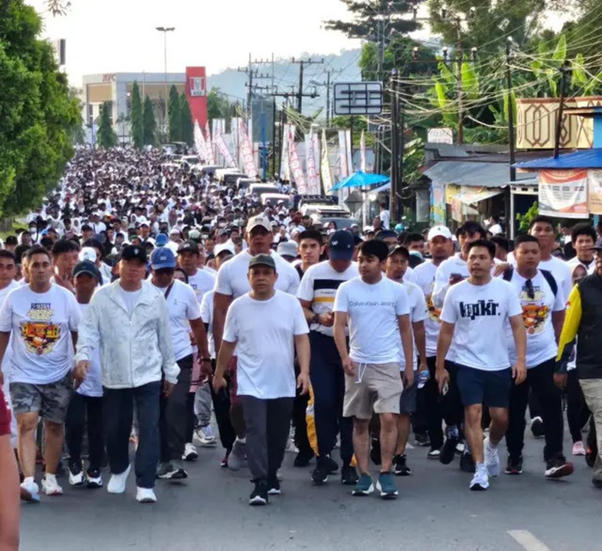 Haji Isam, Profil Crazy Rich Kalsel yang Dulunya Tukang Ojek Kini Umrahkan Ribuan Warga