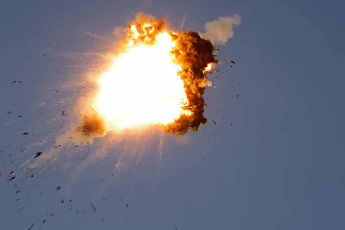 Rudal Hizbullah dicegat oleh Israel. (AFP)