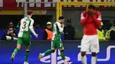 Di sisi lain, hasil imbang membuat Feyenoord lolos ke babak 16 besar Liga Champions 2024/2025 berkat keunggulan agregat 2-1. (Marco BERTORELLO/AFP)