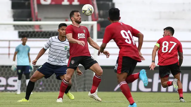 Bali United vs Persela Lamongan