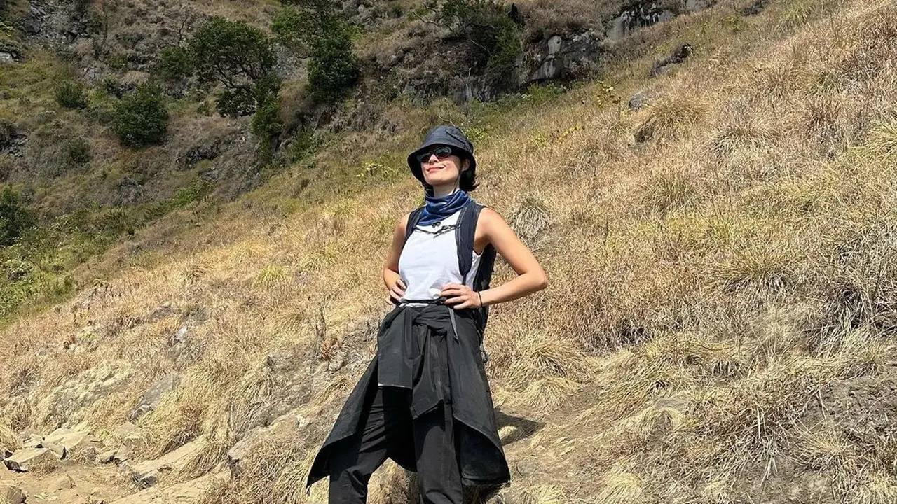 Tatjana Saphira mendaki Gunung Rinjani (Instagram/tatjanasaphira)