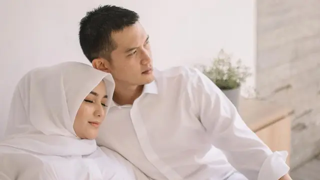 FOTO: Gaya Citra Kirana dan Rezky Aditya Pakai Baju Couple, Kompak