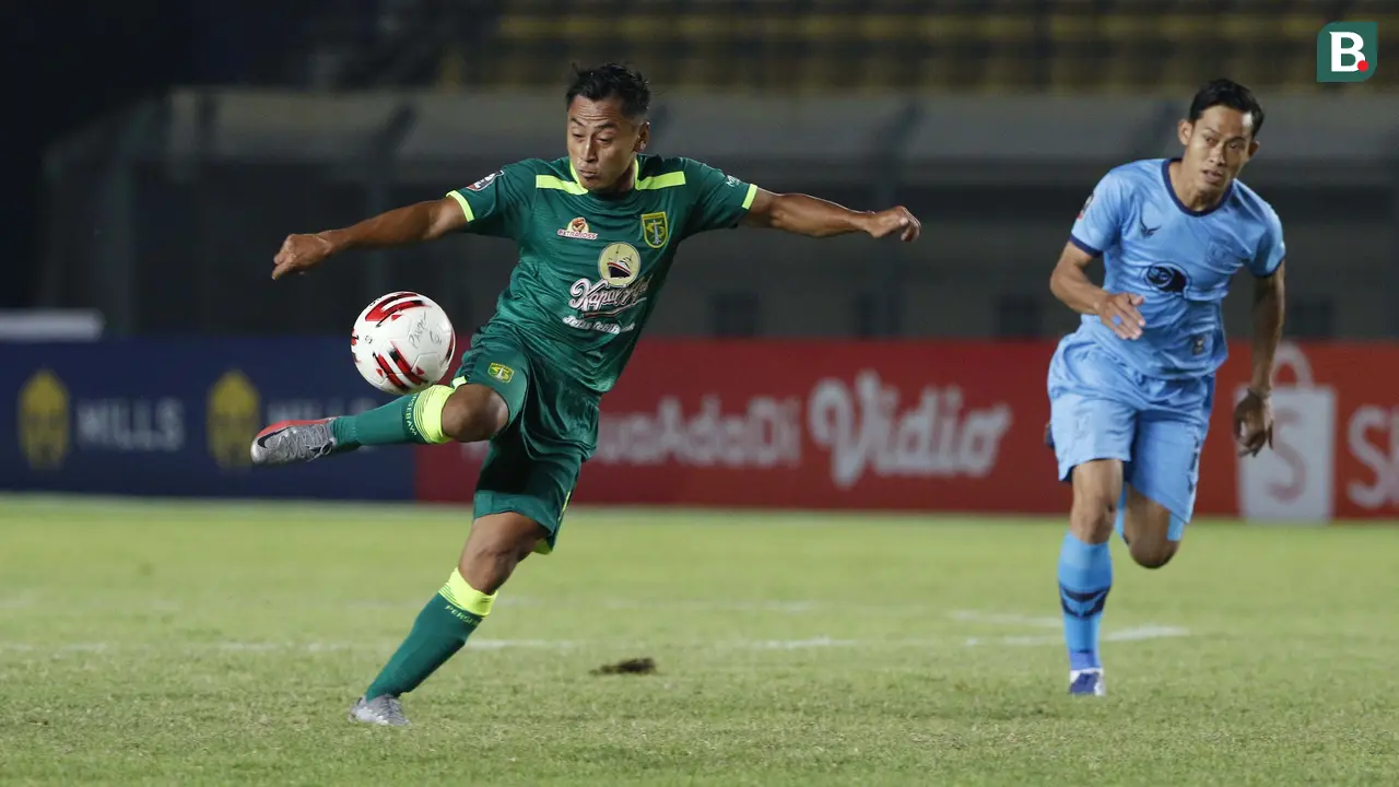 FOTO: Kiper Tampil Impresif, Persela Imbangi Persebaya 0-0 di Babak Pertama - Samsul Arif Munip