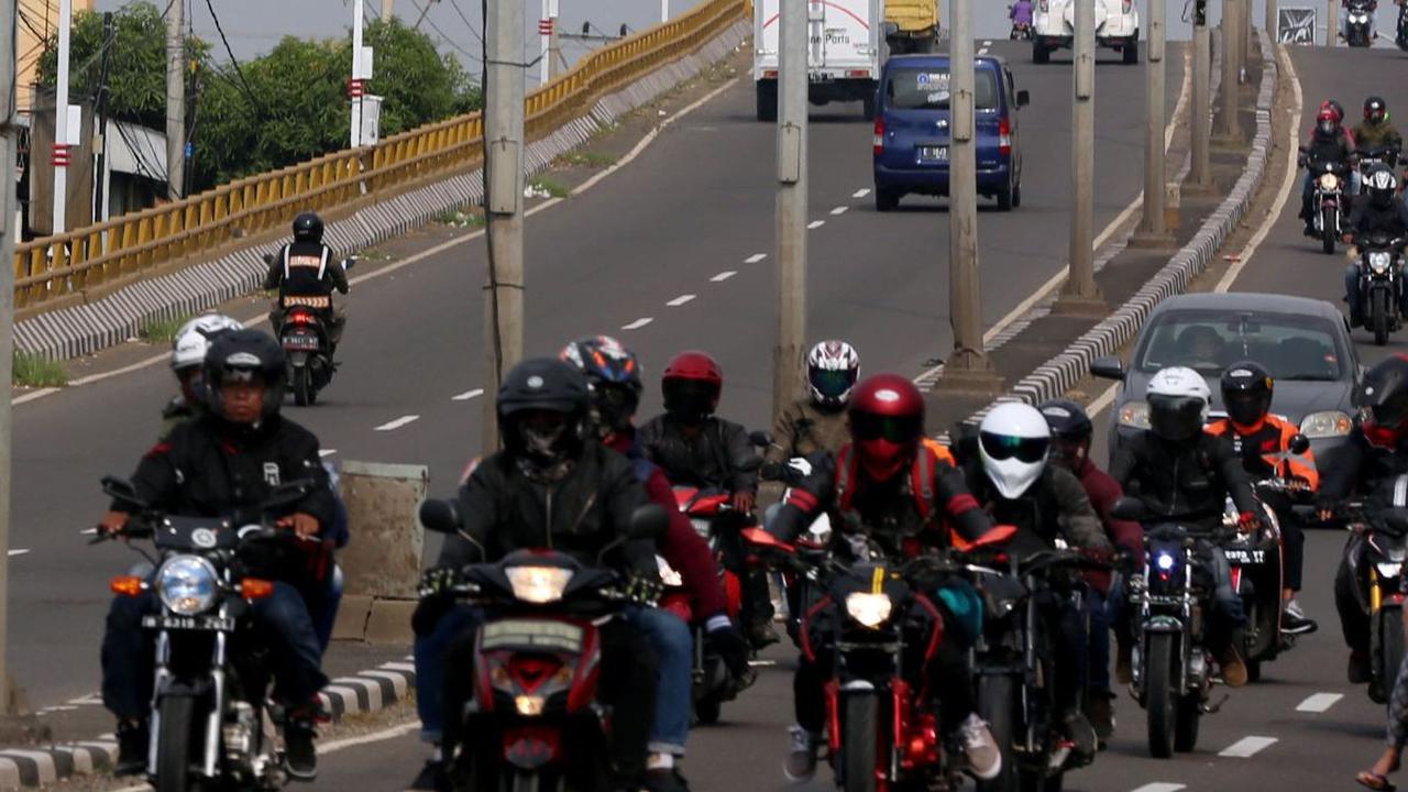 "Kita menyediakan juga fasilitas mudik gratis," kata Budi Karya.