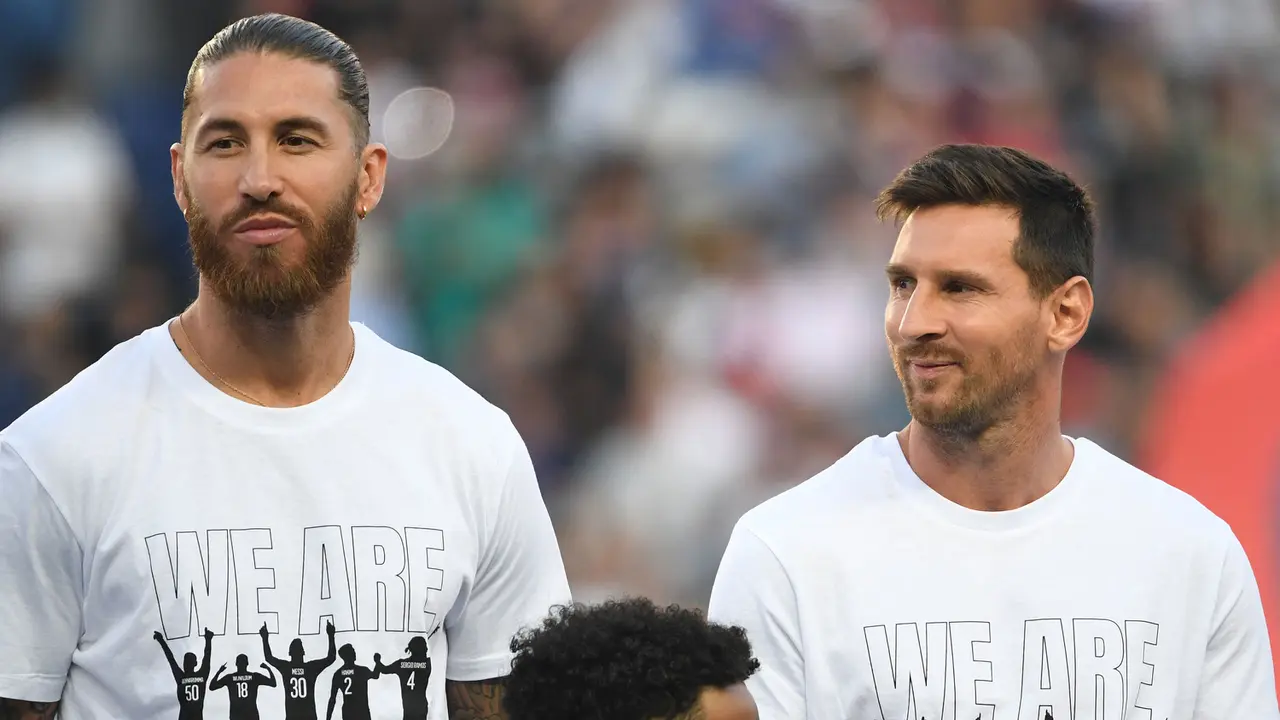 Foto: 6 Pemain yang Pernah Satu Tim dengan Messi dan Ronaldo, Sergio Ramos Paling Baru