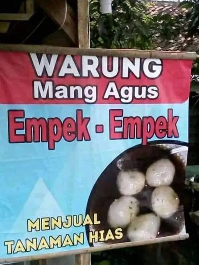 7 Potret Toko dengan Nama Aneh, Bikin Senyum Bacanya