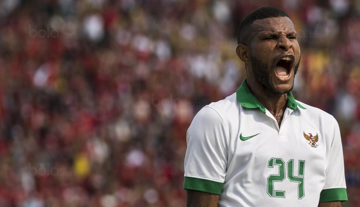 Striker Timnas Indonesia, Marinus Wanewar, merayakan gol yang dicetaknya ke gawang Timor Leste pada laga SEA Games di Stadion MPS, Selangor, Minggu (20/8/2017). Indonesia menang 1-0 atas Timor Leste. (Bola.com/Vitalis Yogi Trisna)