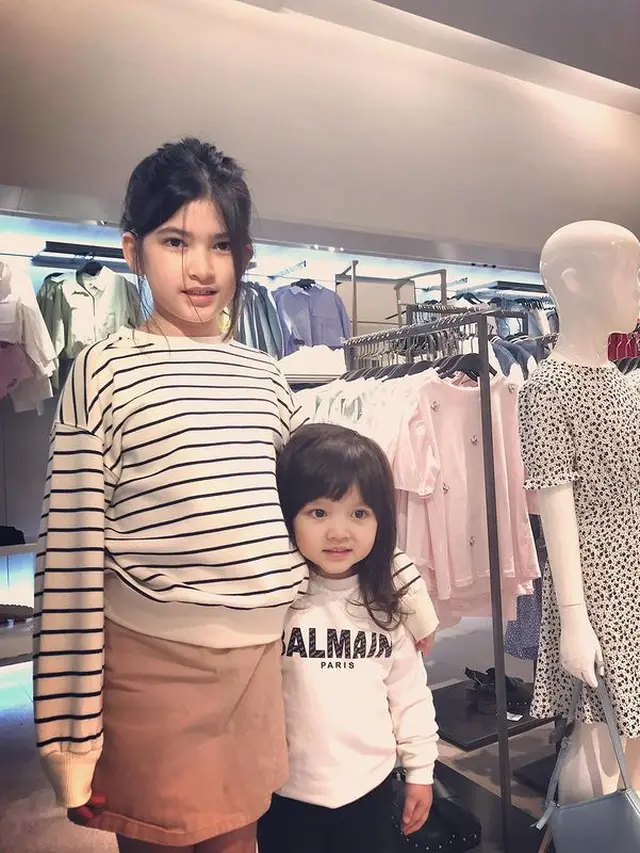 [Fimela] Adik sambung Sean Alexander