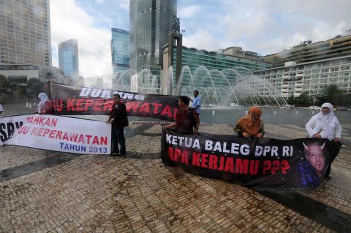 Perawat tuntut pengesahan RUU Keperawatan