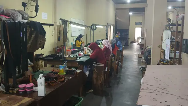 Mengunjungi Kerajinan Kulit Djoen Leather di Banguntapan, Bantul