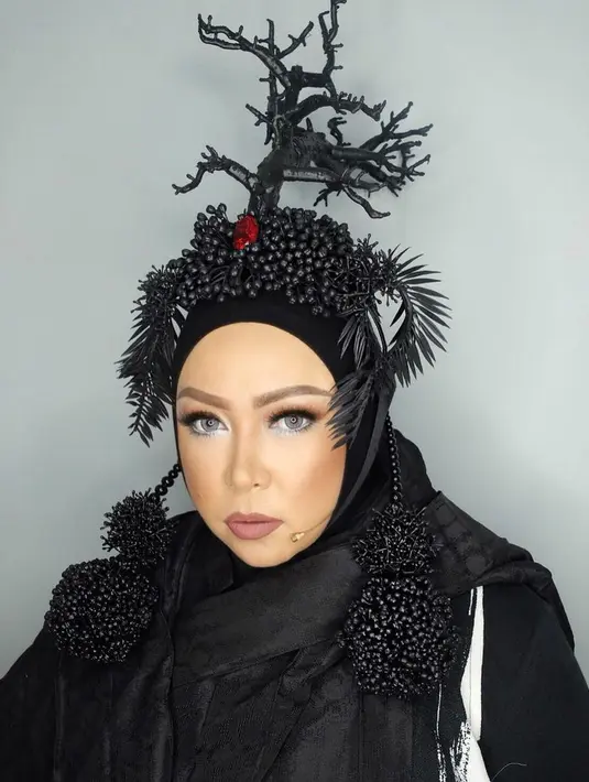 (Instagram/melly_goeslaw)