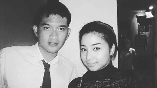 6 Potret Lawas Kebersamaan Rezky Aditya dan Nikita Willy, Kompak Sedari Dulu