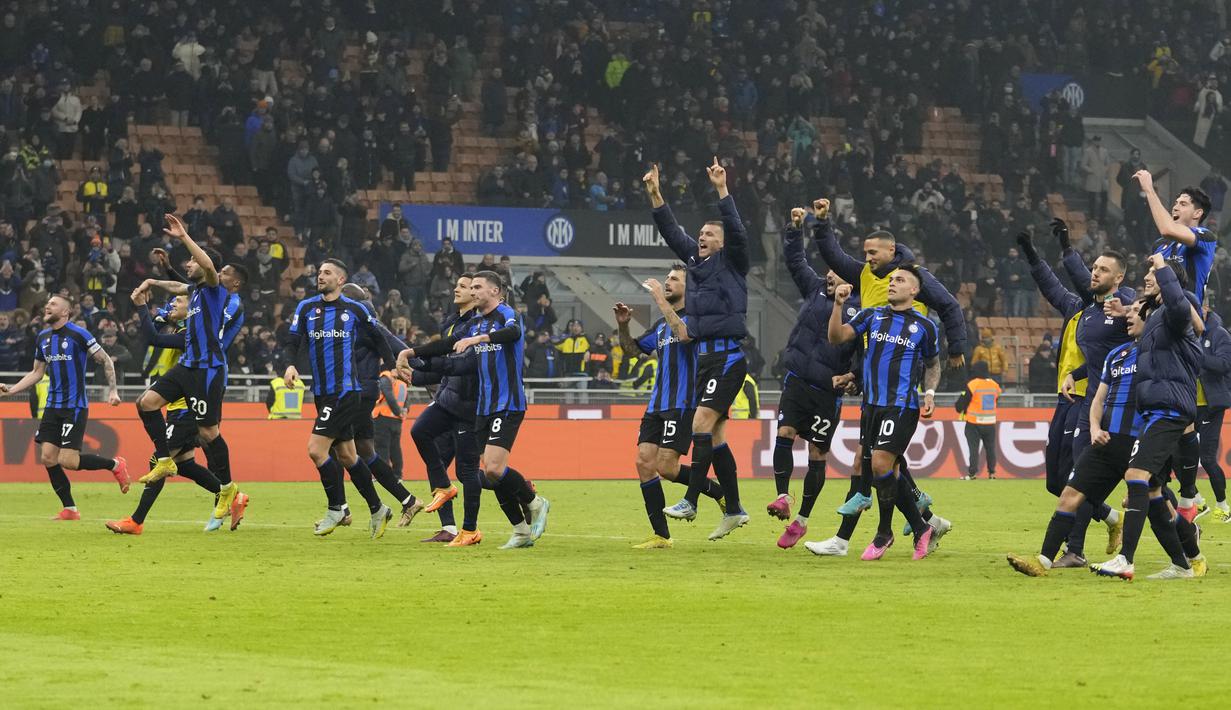 Kemenangan ini sekaligus menghentikan rekor apik Napoli, yang tidak terkalahkan dalam 22 laga, termasuk rentetan kemenangan beruntun dalam 11 laga terakhir di arena Serie A. (AP Photo/Luca Bruno)