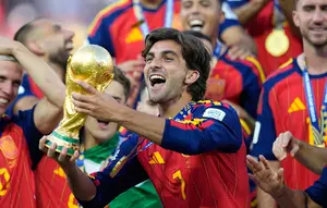Ferran Torres Bisa Jadi Kunci Barcelona Datangkan Julian Alvarez