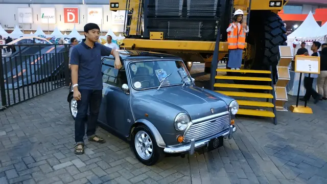 Ini Deretan Mobil Unik dan Klasik di IIMS 2019 (Arief A / Liputan6.com)