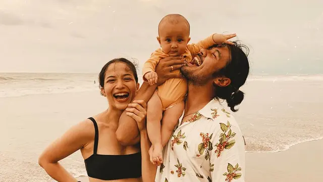 [Fimela] Putri Marino dan Chicco Jerikho