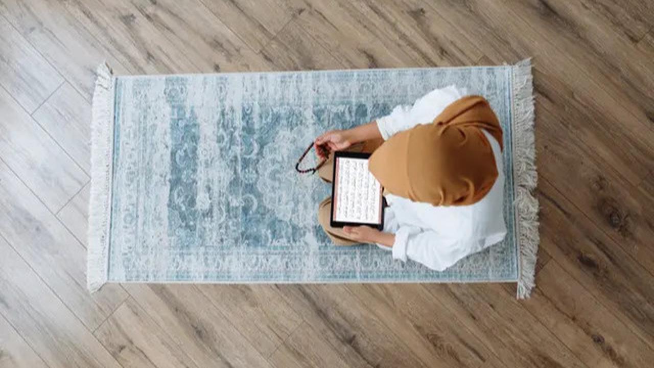 Tata Cara Sholat Taubat dan Bacaannya: Panduan Lengkap Arab, Latin, dan Terjemah Praktis
