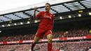 Ekspresi pemain Liverpool, Philippe Coutinho, usai mencetak gol ke gawang Tottenham Hotspur pada lanjutan Liga Inggris di Stadion Anfield, Liverpool, Minggu (3/4/2016) dini hari WIB. (Reuters/Phil Noble)