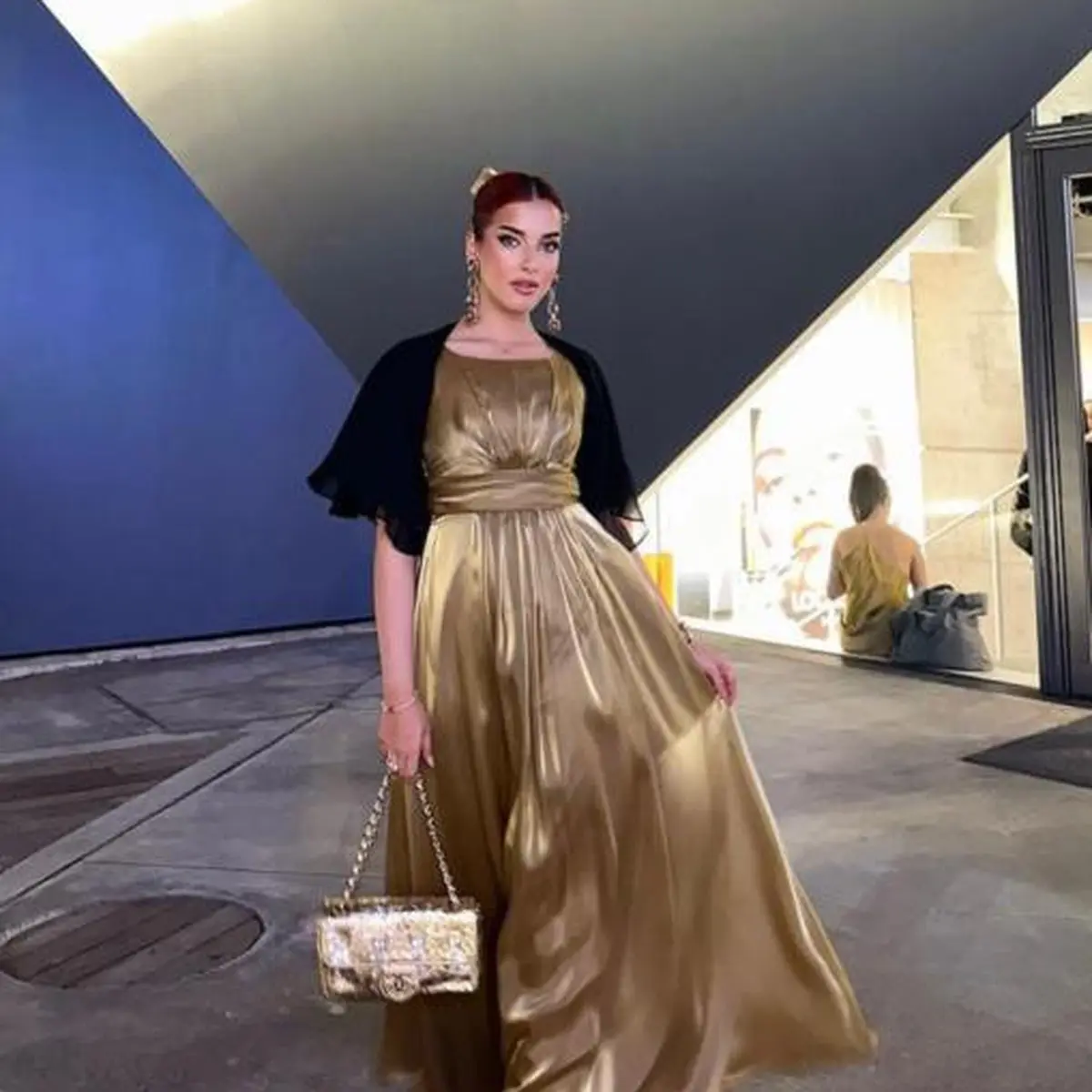 Dress untuk store gala dinner