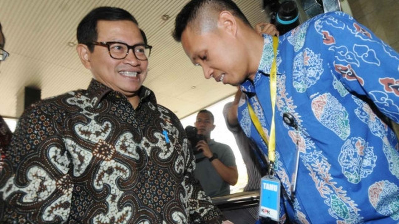 Seskab Pramono Anung serahkan LHKPN ke KPK