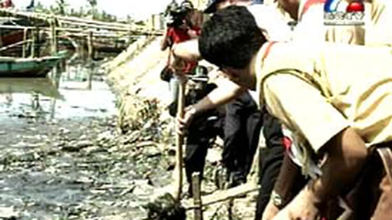 040503cPembersihan_Laut1.jpg