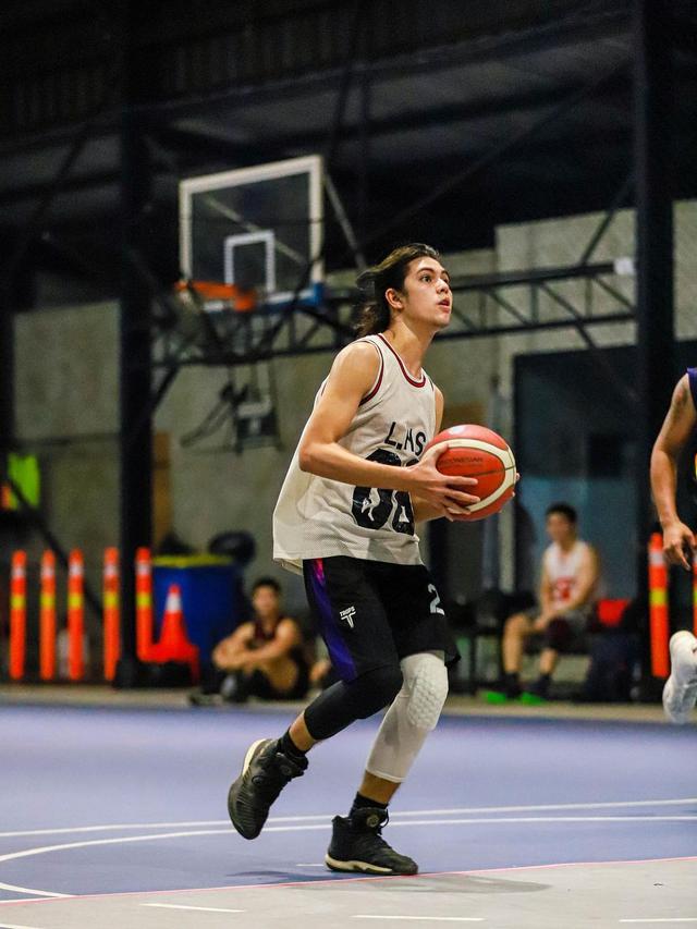 6 Potret Agoye Mahendra, Aktor Disebut Mirip Galang Rambu Anarki Anak Iwan Fals