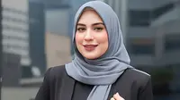 6 Pilihan Blazer untuk Wanita Usia 40-an agar Tampil Lebih Fresh dan Elegan