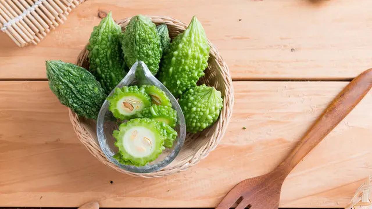 Hilangkan Rasa Pahit pada Pare Tanpa Garam, Cukup Pakai Satu Bahan Dapur Ini!