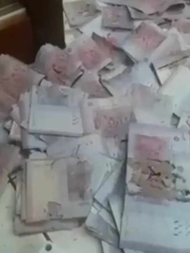 Disimpan dalam Kaleng Bekas, Uang Rp 1 Miliar Milik Nenek Ini Rusak Dimakan Hama