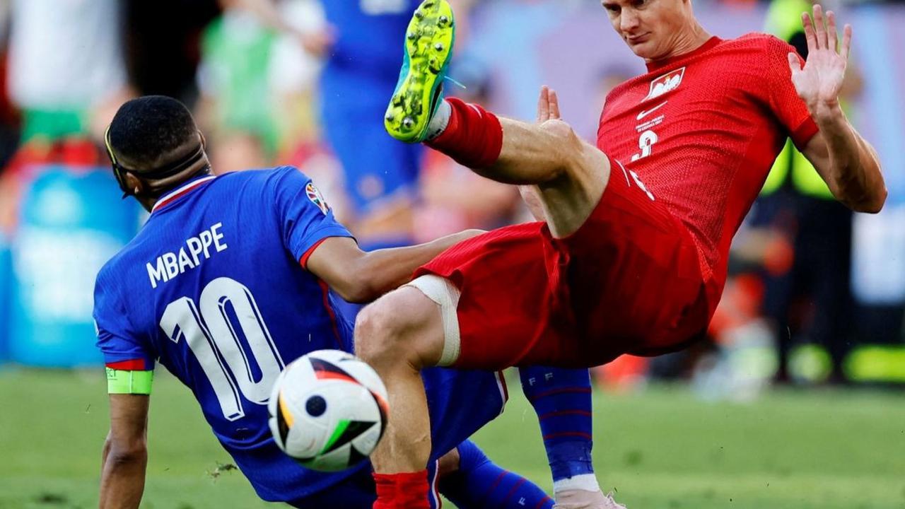 Laga matchday 3 Grup D Euro 2024 antara Timnas Prancis dan Timnas Polandia yang berlangsung sengit di Signal Iduna Park pada Selasa (25/06/2024. Kedua tim bermain imbang dengan skor 1-1. Foto: Reuters<br>