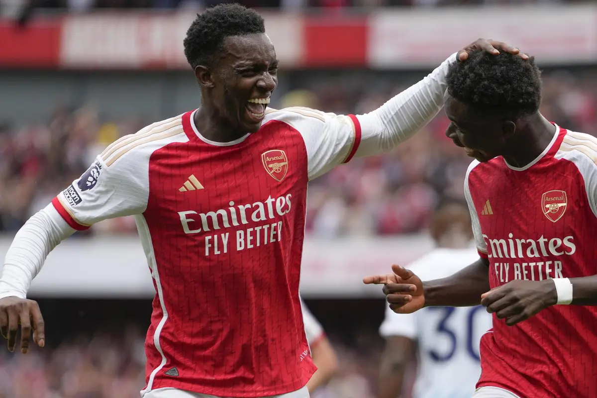 Foto: Aksi Percaya Diri Pemain Arsenal saat Melawan Nottingham Forest di Pekan Pertama Liga Inggris 2023 / 2024