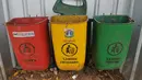 Tong sampah yang tersebar pun kini terlihat seperti tak terawat dan tutupnya hilang, Jakarta, Senin (25/8/14). (Liputan6.com/Johan Tallo) 