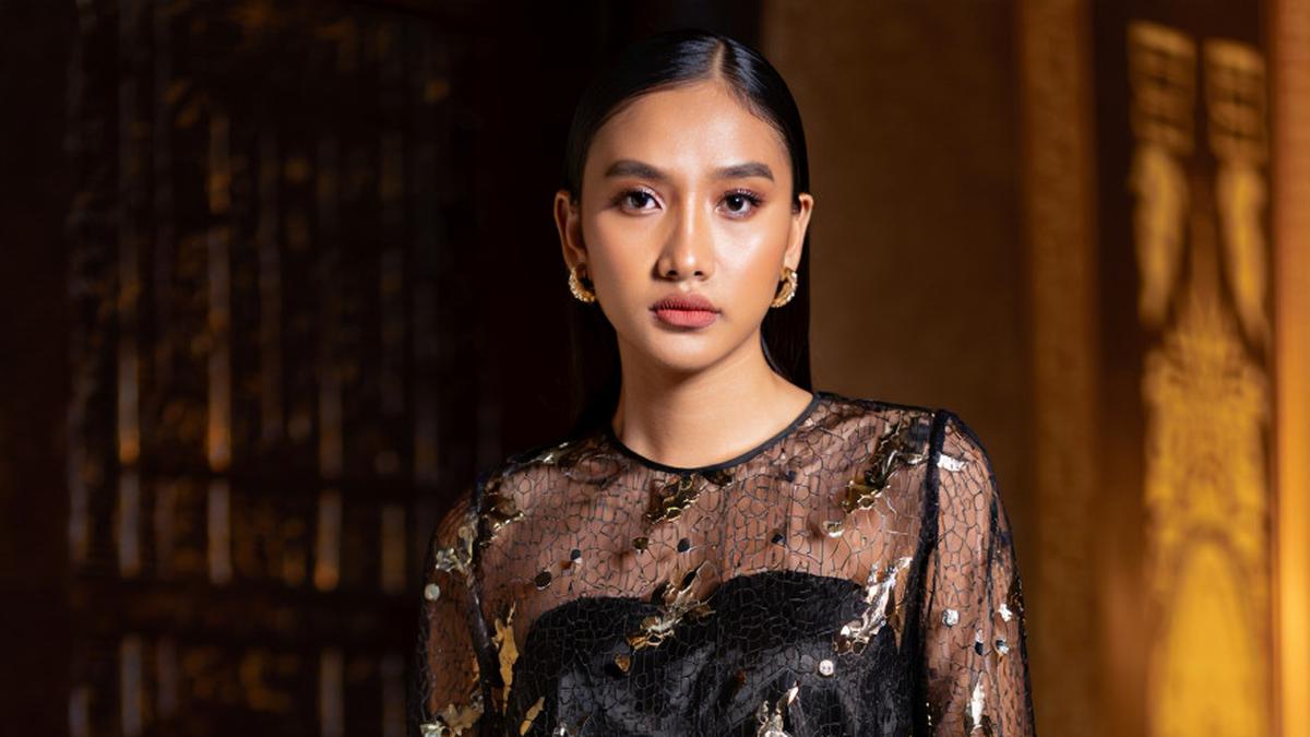 8 Rekomendasi Dress Brokat Kombinasi Tile Import Elegan 2025, Anggun Tanpa Terlihat Berlebihan