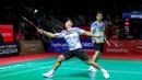 Pebulu tangkis ganda putra Indonesia, Sabar Gutama/Moh Reza Pahlevi berusaha mengembalikan kok ke arah pasangan Malaysia, Chia Weijie/Lwi Sheng Hao dalam laga 32 besar Indonesia Masters 2026 di Istora, Senayan, Jakarta, Selasa (20/01/2026). (Bola.com/Bagaskara Lazuardi)